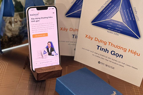 Quà tặng chân đế gỗ